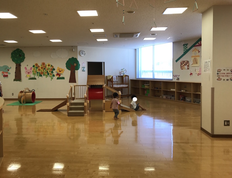 多世代交流館 ふらっと 神戸 三田でおすすめの赤ちゃん 子どもの屋内遊び場 あやまるハウス