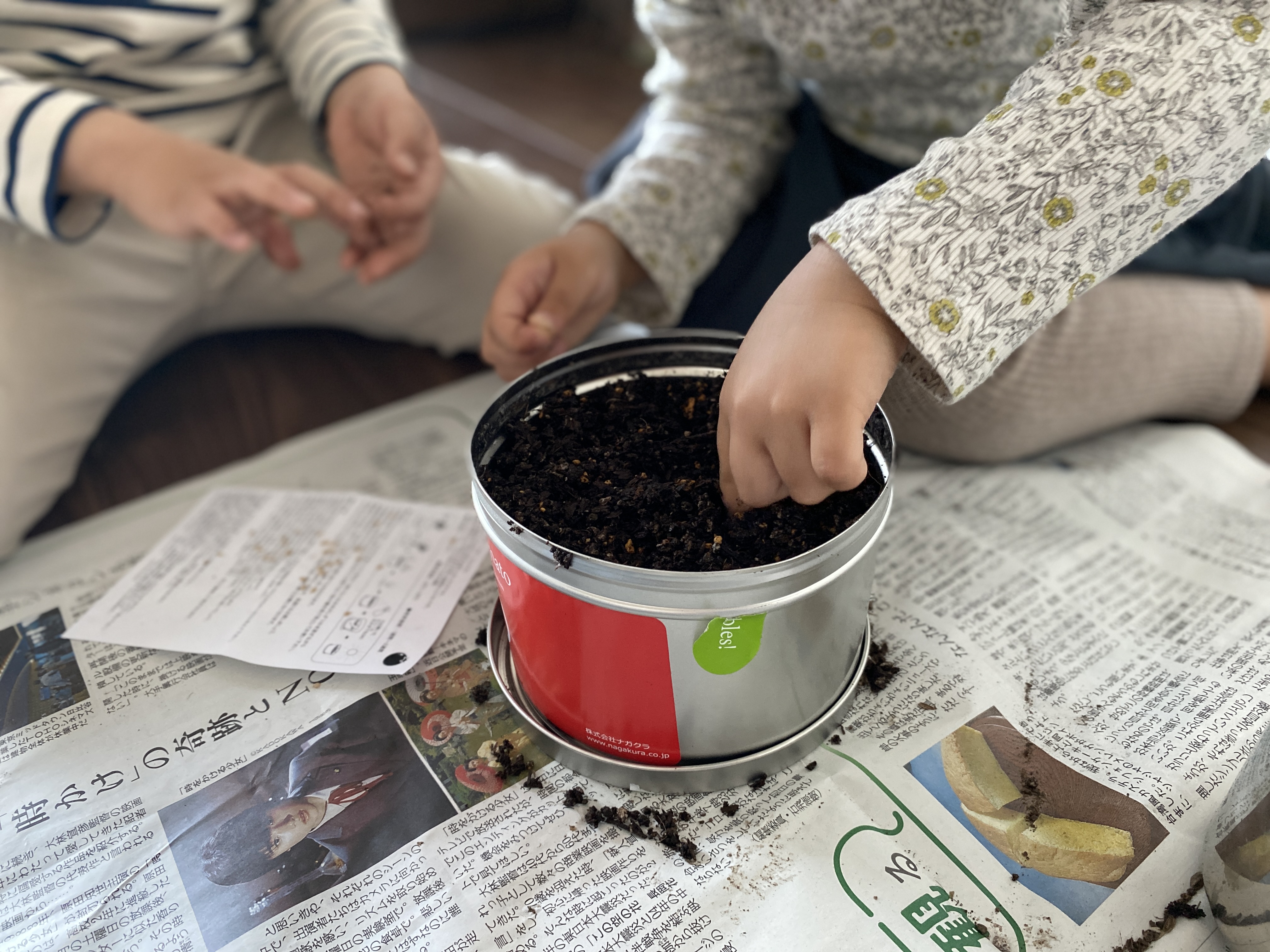 簡単・室内でできる栽培キット『ナガクラ リトルガーデン・プロ』のミニトマトを育てる。 | あやまるハウス